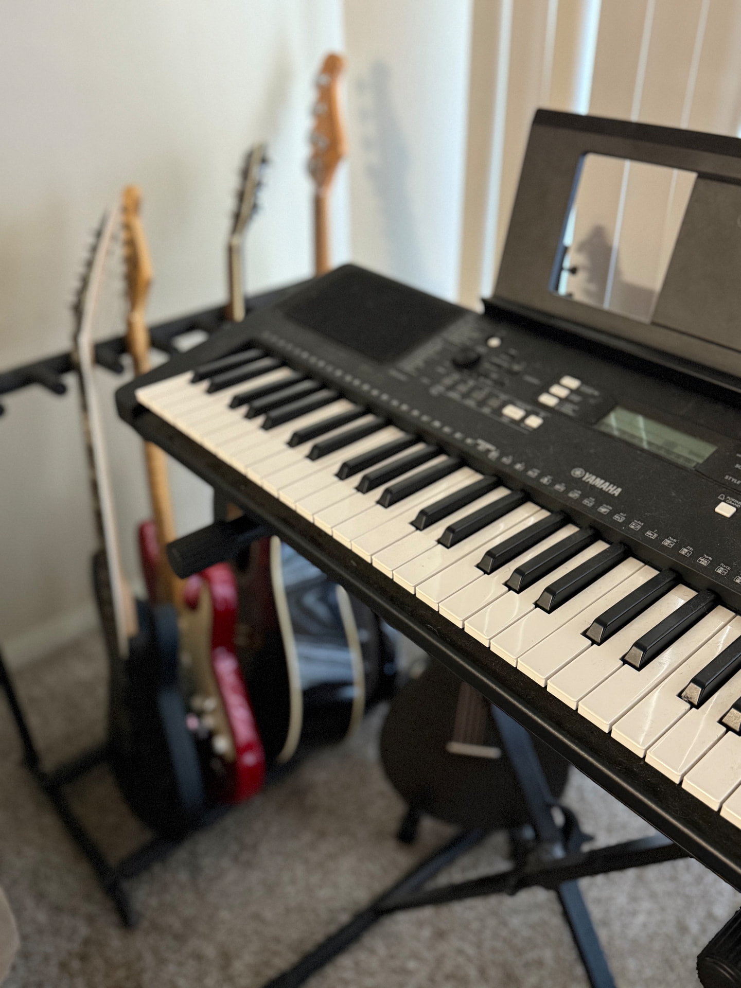 Is the Yamaha PSR-E373 Good for Beginners? A Home-Studio Review — A 61-key portable that doubles as a MIDI controller
