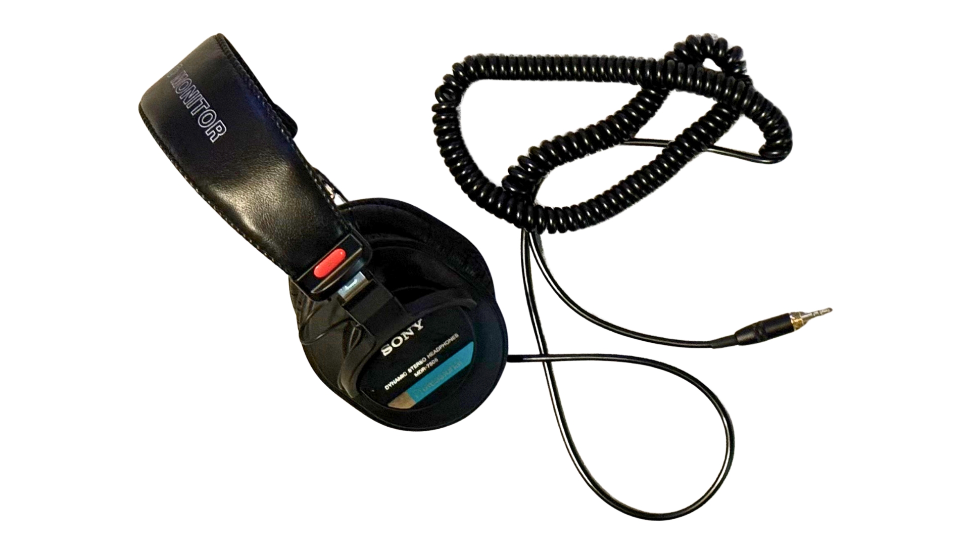 What Headphones Do Studio Engineers Use? Why It Is Still the Sony MDR-7506 — Born from the 1985 MDR-V6 and sold through…