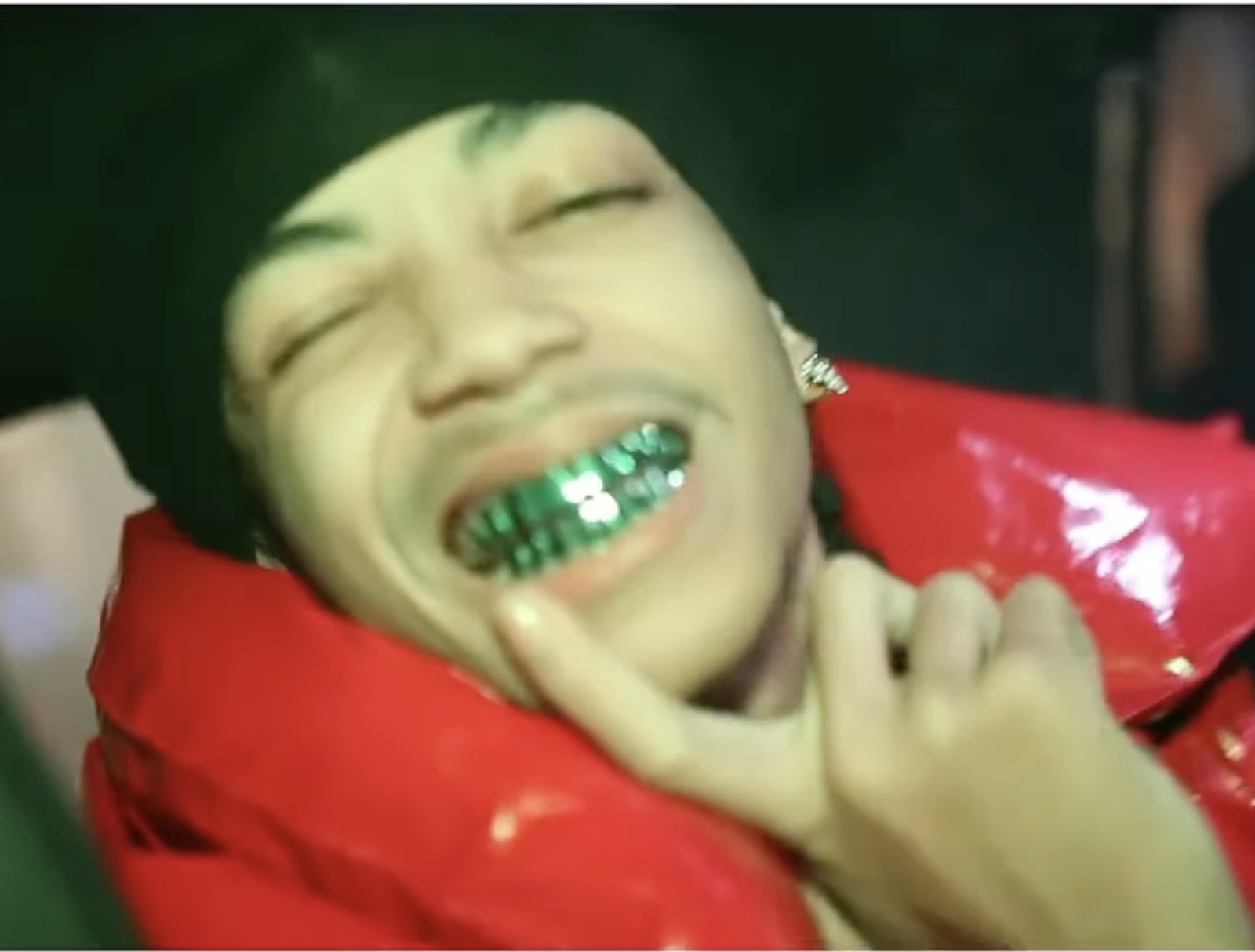 che's Fully Loaded is rage rap's SoundCloud-first power move — The Atlanta teenager surprise-dropped a five-track EP on…
